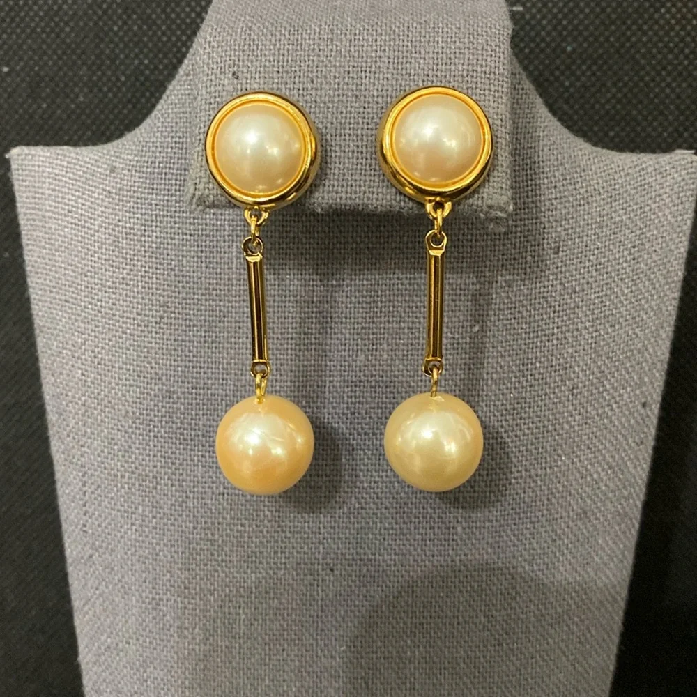Vintage Liz Claiborne Dangling Faux pearls with Gold tone trim